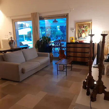 Poggio Fiorito 别墅 科拉托